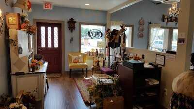 Into My Garden Tea Room