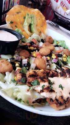 Red Robin Gourmet Burgers & Brews