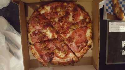 Pizanos Pizza Downtown Reno