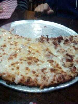 Pizanos Pizza Downtown Reno