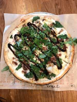 Blaze Pizza