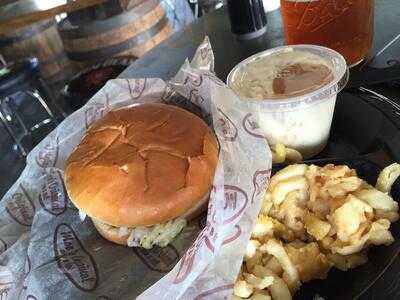 Moe's Original Bar B Que