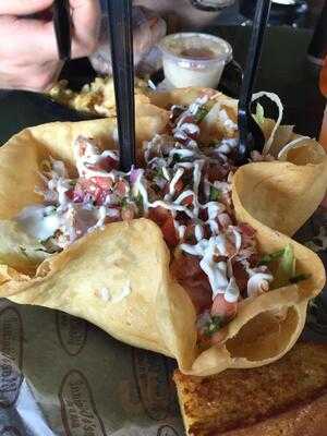 Moe's Original Bar B Que