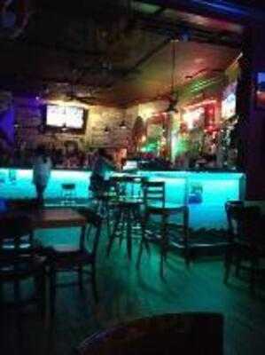 Moe's Original Bar B Que