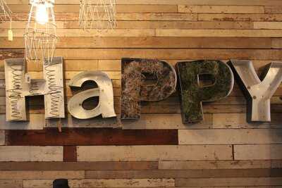 East 59 Vintage & Cafe