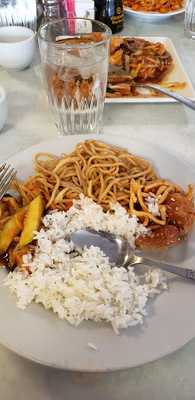 East Dynasty Restaurant