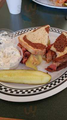 Heidi's Brooklyn Deli