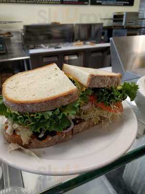 Heidi's Brooklyn Deli