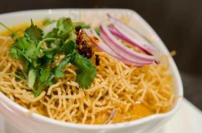 Pad Thai Noodle Restaurant