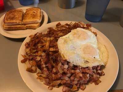 Terry's Breakfast & Lunch