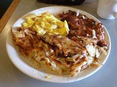 Terry's Breakfast & Lunch