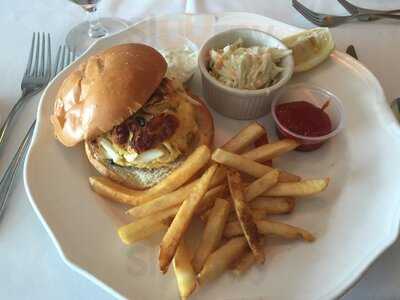 Essy's Carriage House