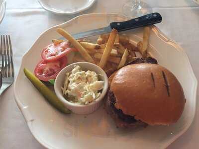 Essy's Carriage House