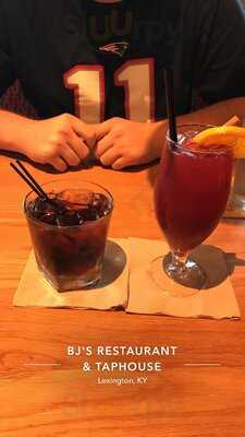 Bj's Restaurant & Brewhouse