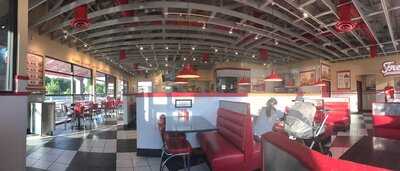 Freddy's Frozen Custard & Steakburgers