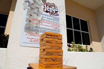 Evy's Terrace Bar & Bistro