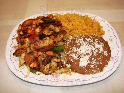 La Mexicana Bakery & Taqueria