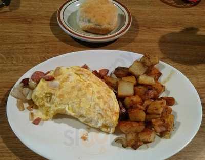 Royal Knight Restaurant And Lounge