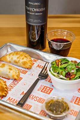 Makus Empanadas