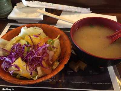 Sakana Sushi Bar And Grill