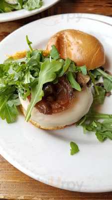 Flipper's Gourmet Hamburgers