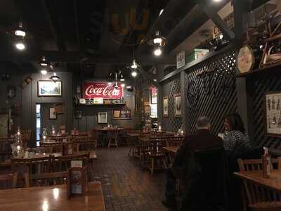 Cracker Barrel