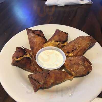 Mike's Hole In The Wall