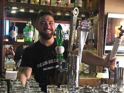 Lion & Eagle English Pub