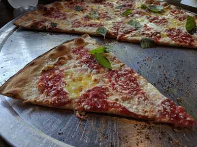 Round Pie Pizza Company