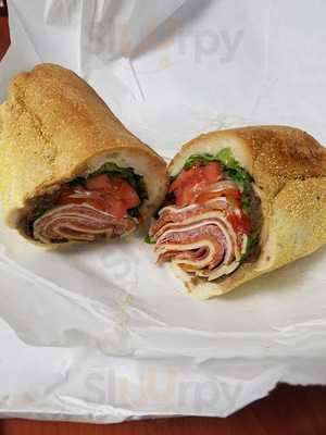 Manzo's Italian Deli