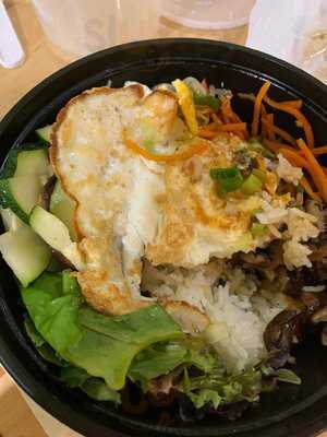 Pho Pho Vietnamese & Sushi