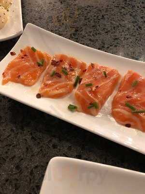 Virgola Wine & Oyster Bar