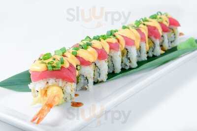 Trapper's Sushi - Parkland