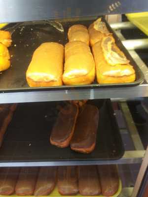 Frank's Donuts And Muffins