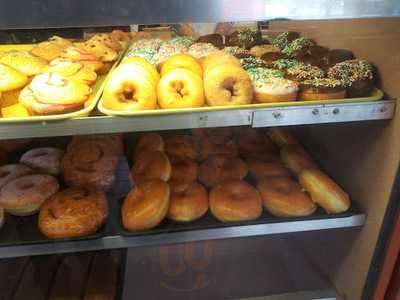 Frank's Donuts And Muffins