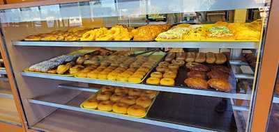 Frank's Donuts And Muffins