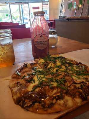 Jules Thin Crust Pizza