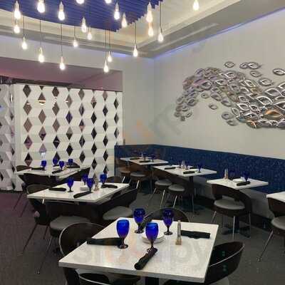 Off The Hook Seafood And Chophouse