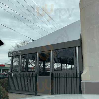 Off The Hook Seafood And Chophouse