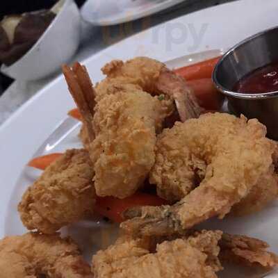 Off The Hook Seafood And Chophouse