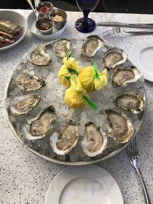 Off The Hook Seafood And Chophouse