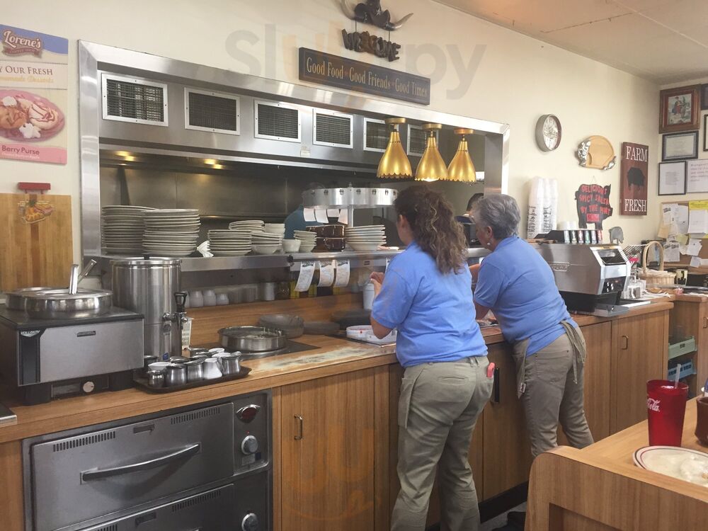 Lorene's Ranch House