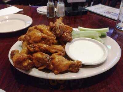 Mazzys Sports Bar & Grill