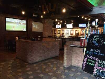 Mazzys Sports Bar & Grill