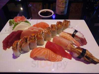 Sansui Sushi Bar & Grill