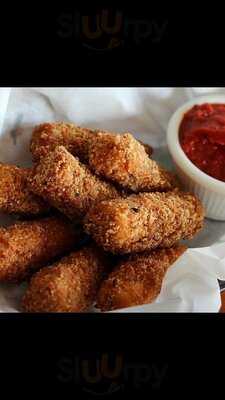 Cole's Bakery & Cafe