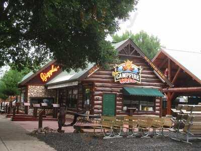 Giggles' Campfire Grill