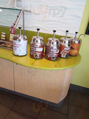 Menchie's Frozen Yogurt