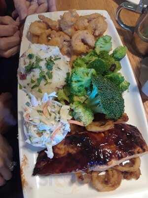 Applebee's Grill + Bar