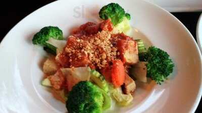 Infinite Thai Eatery